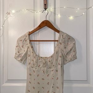 TRENDY URBAN OUTFITTERS CAP SLEVE FLORAL DRESS